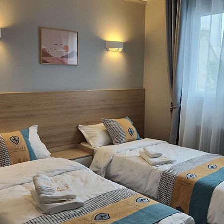 Chambre Pour 2 Personnes Avec Lit Separe Dans La Banlieue Parisienne Bondy Luaran gambar